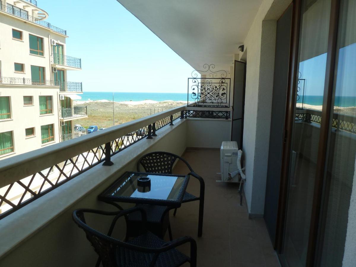 Golden Dunes Primorsko Apartments Phòng bức ảnh